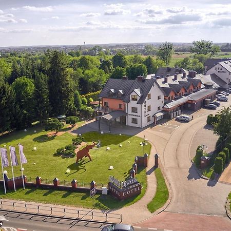 Artis Hotel&Spa Zamość Buitenkant foto