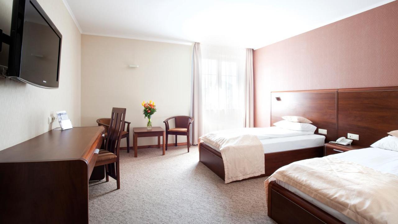 Artis Hotel&Spa Zamość Buitenkant foto