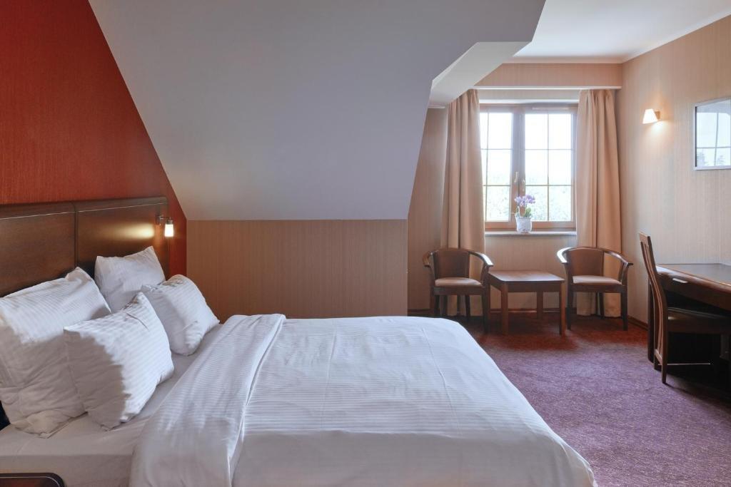 Artis Hotel&Spa Zamość Buitenkant foto