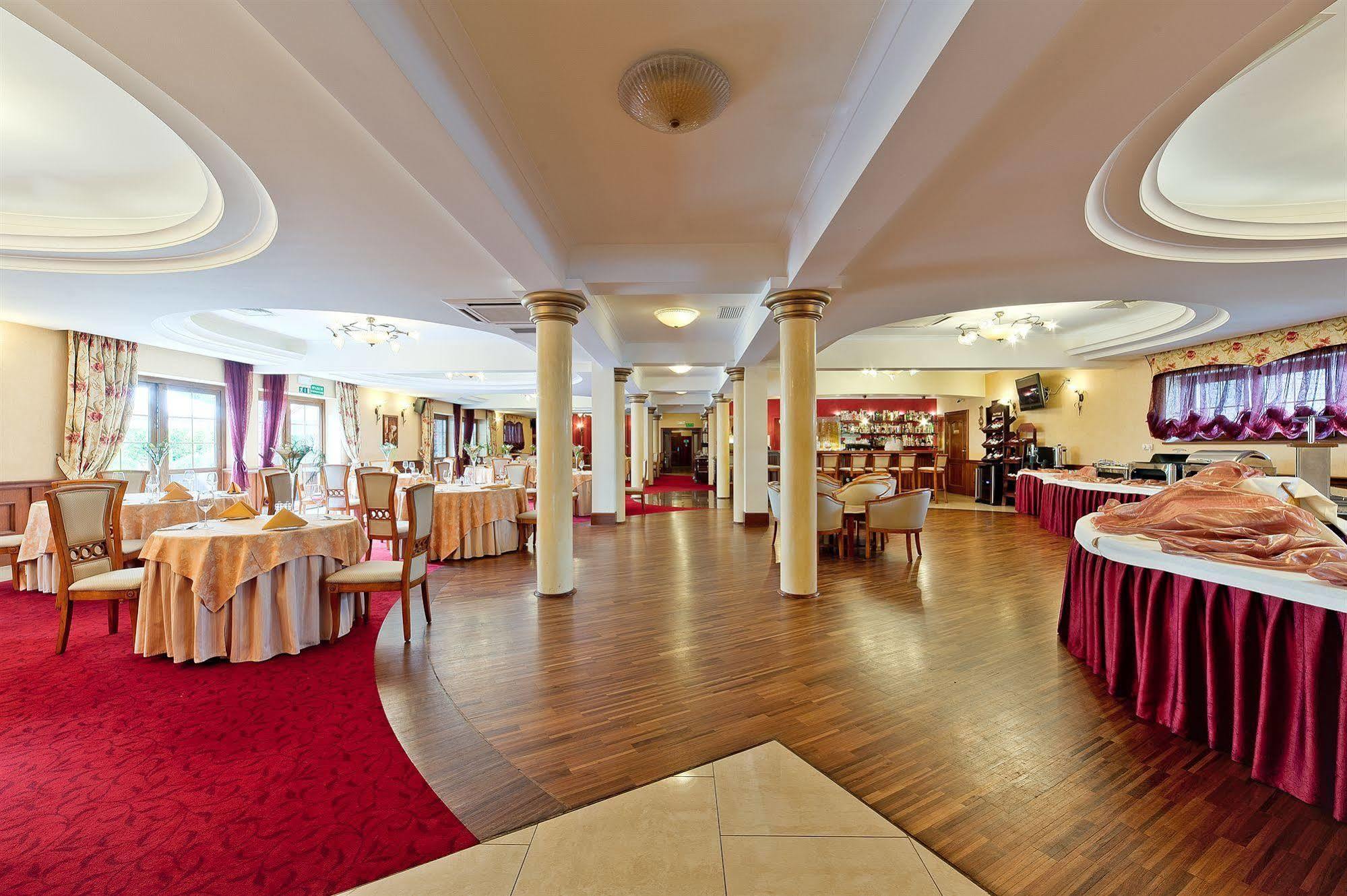 Artis Hotel&Spa Zamość Buitenkant foto